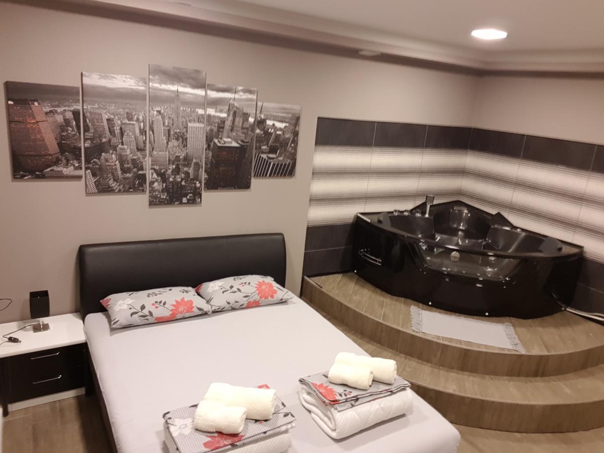 Ceca Apartman Ni Eksteriør billede