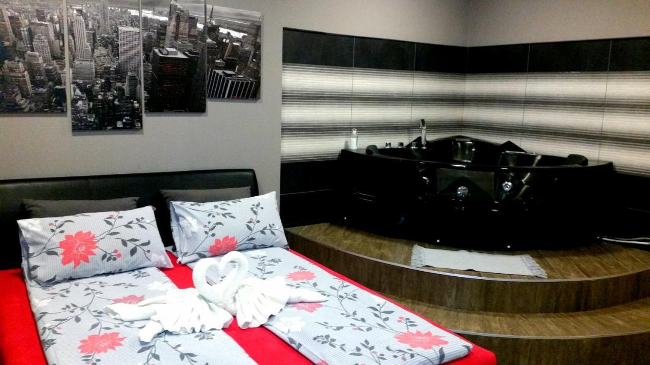 Ceca Apartman Ni Eksteriør billede